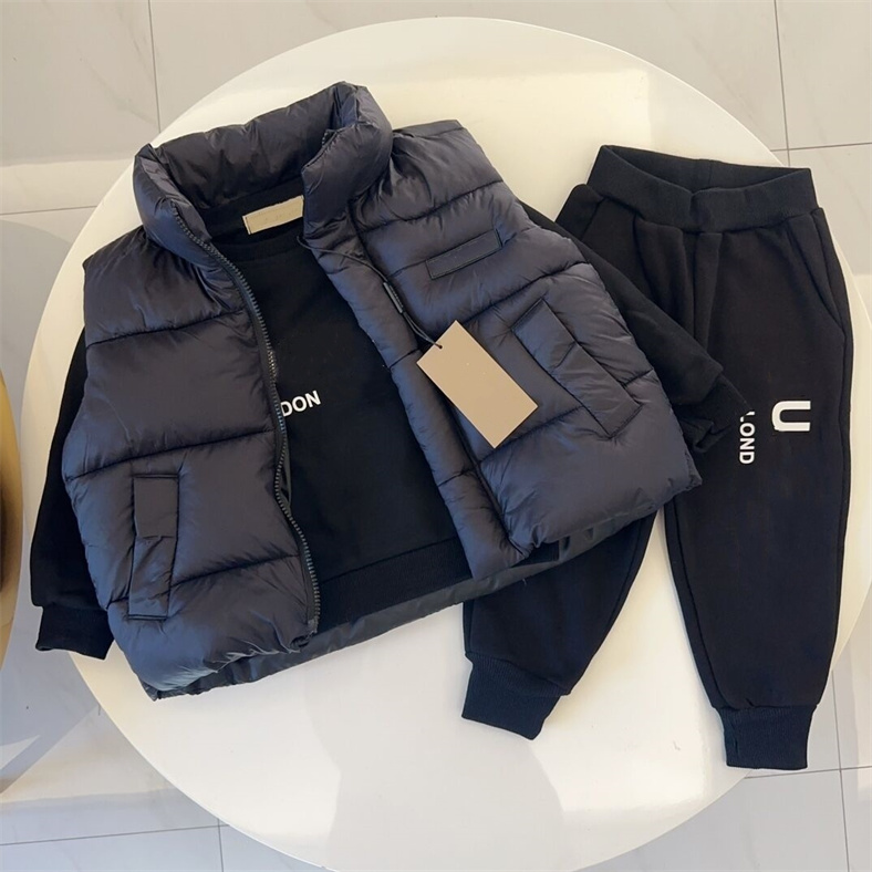 Children's designer Kids Sweater fashion brand classic pattern long sleeved children's clothing luxurious outdoor casual top and pants 3 p