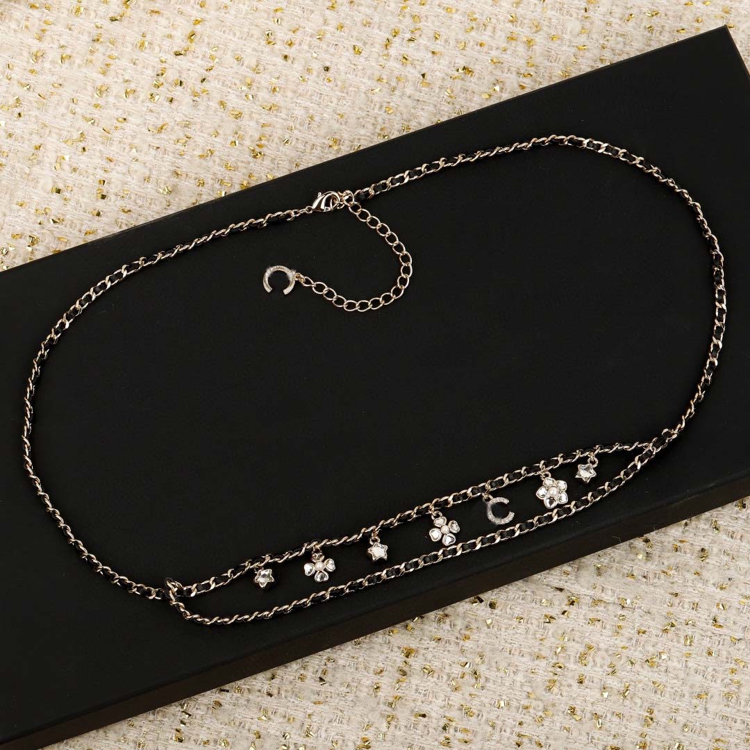 2026 Luxury quality long chain pendant necklace with diamond and black genuine leather in 18k gold plated have stamp PS6482B