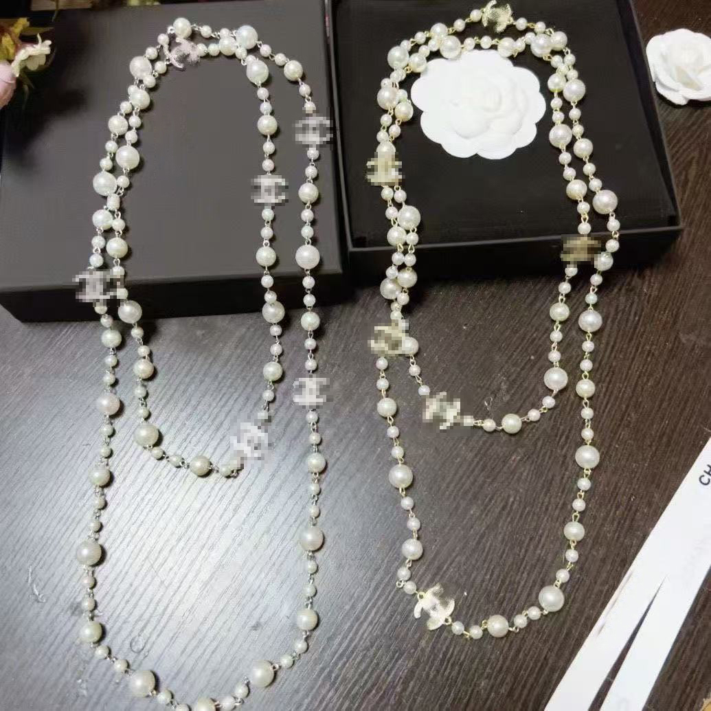 Collier de perles longues pour femmes diamants Designer émail blanc élégant tout match Lady Party Lettre Or Bijoux en acier inoxydable 123 Z4oP