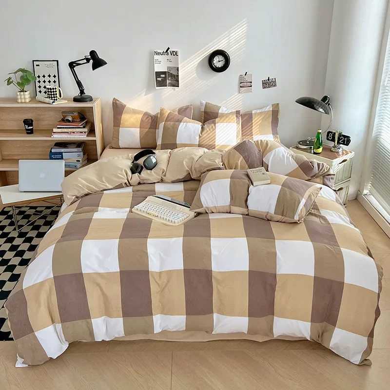 2025 new small fresh washed cotton four-piece four-season universal bedding kit simple and fashionable small stripes H260327-image-1099310374