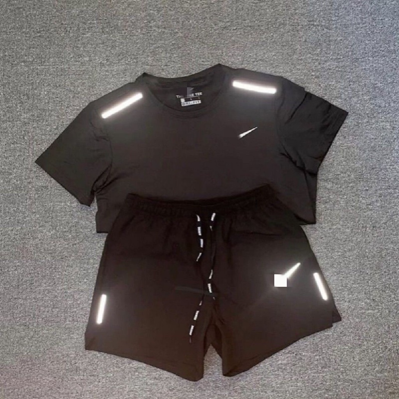 2026 Summer Men Tracksuits Tech Set Designer Tracksuit T Shirts Shorts Two-piece men Fitness Suit Print Quick Drying and Breathable Sportswear Asian