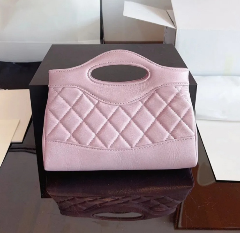 hot new Designer luxury women's fashion handbag shiny leather mini crossbody party shoulder bag with gold hardware designer wallet