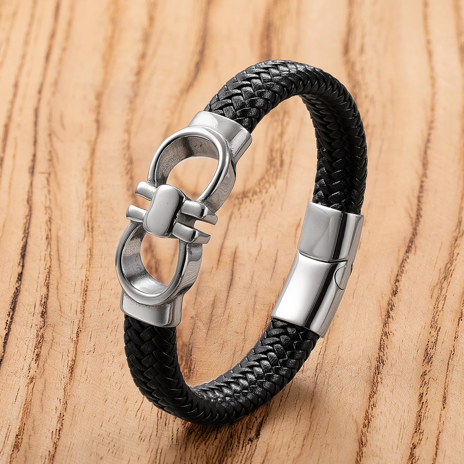 Fashion Hip Hop Stainless Steel Bracelet Man European and American Vintage Leather Rope Braided Bracelets Individuality Gift 260402