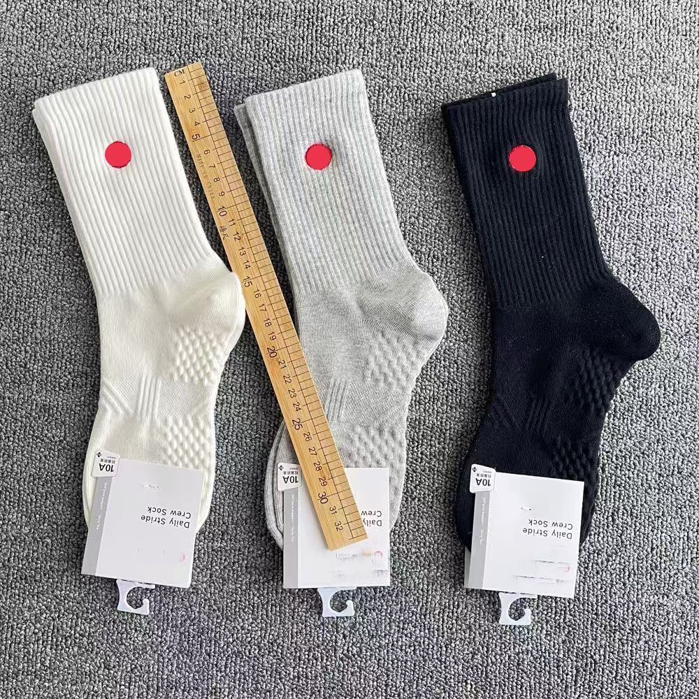 LL embroidered scented anti-odor long stockings suitable for all seasons regular thickness simple design sports socks black and white in color trendy style $2