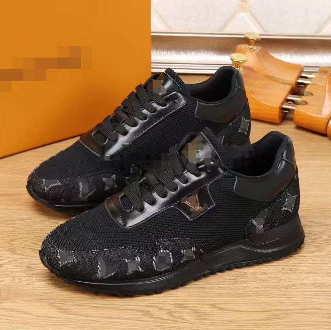 Men Casual Shoes Designer Luxury Leather Trainers Fashion Rubber Outsole Sneaker Top Classic Run Away Sneakers Mixed Color Flats Trainer Shoes 26 3.