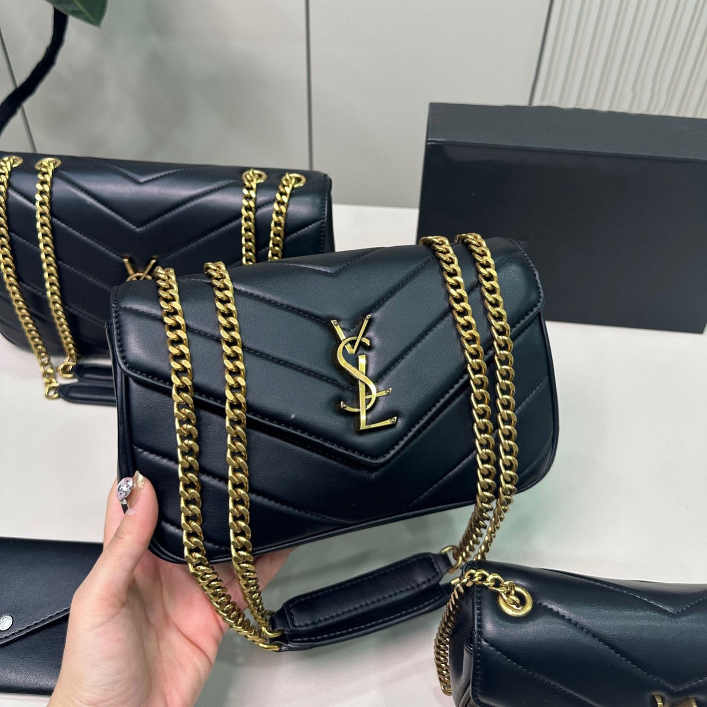 Designer Luxury Wallets Shoulder Crossbody Bags for Women High-Quality Lambskin Quilted Envelope Clutch with Magnetic Closure Black Chain Bag