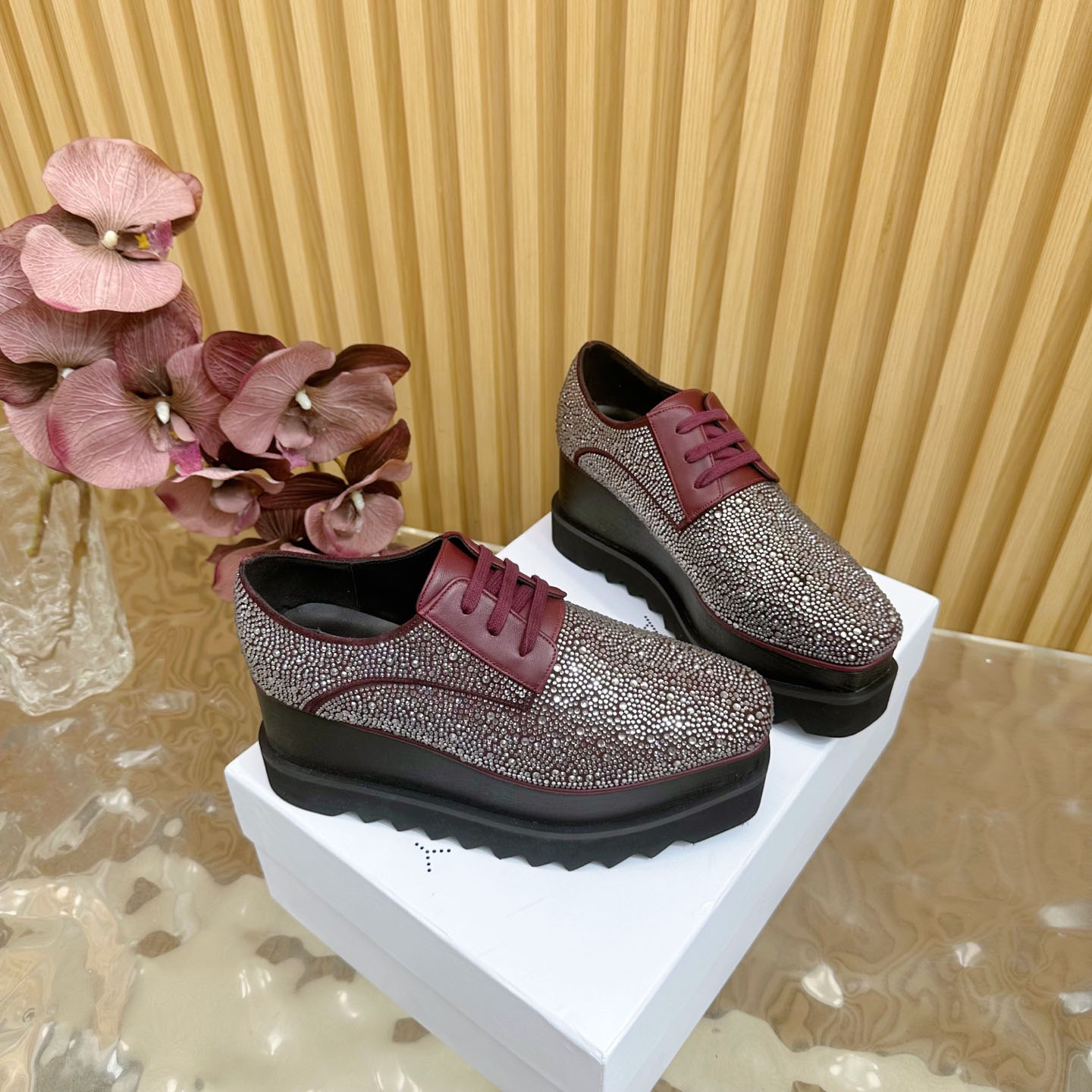 Designer de luxe femmes plate-forme chaussures compensées plein strass en cuir à lacets semelle épaisse hauteur augmentant la mode robe de soirée