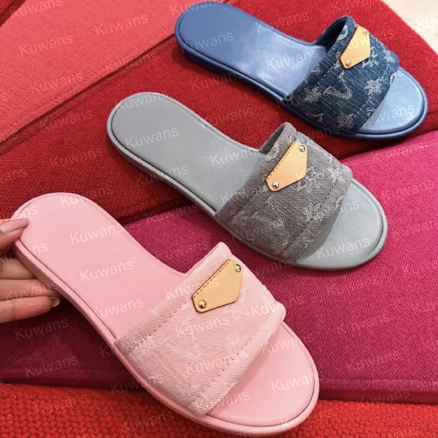 Sandales de créateurs Femmes Lily Plat Mule Diapositives Denim Toile Pantoufles Dames Plat Rose Casual Plage Été Automne Mules Extérieur Étanche