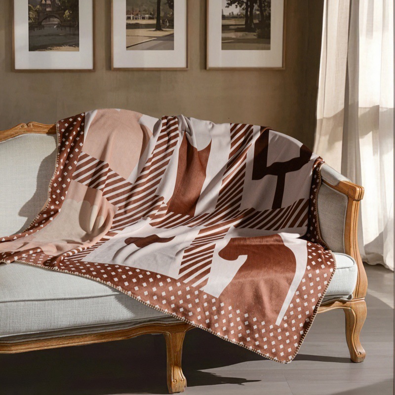 Aesthetic Light Luxury Printed Blanket, Soft Spring Autumn Sofa Travel Leisure Blanket for Bedding & Travel high quality