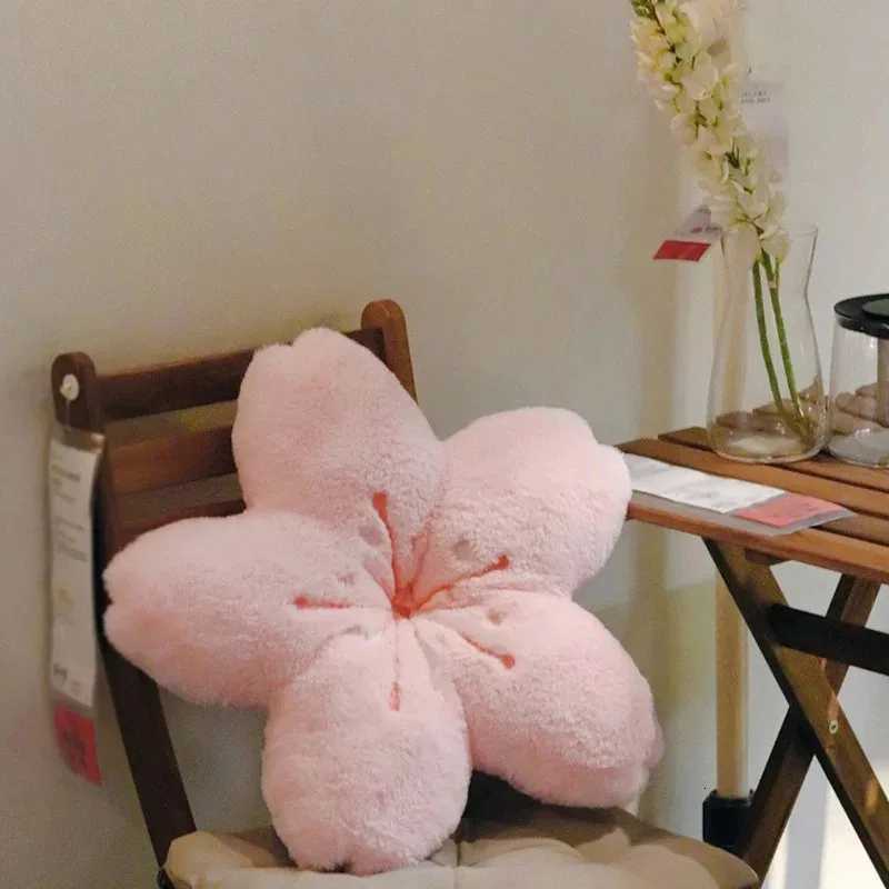 Pink cherry blossom petal cushion Bedroom and living room decor bay window floor seat plush cherry blossom pad H260330-image-1099630211