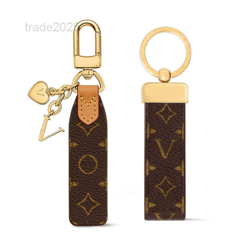 designer Keychain bag charm denim mirror Classic Exquisite Luxury Designer Car Keyring Zinc Alloy Letter Unisex Lanyard Gold Black Metal Small Jewel