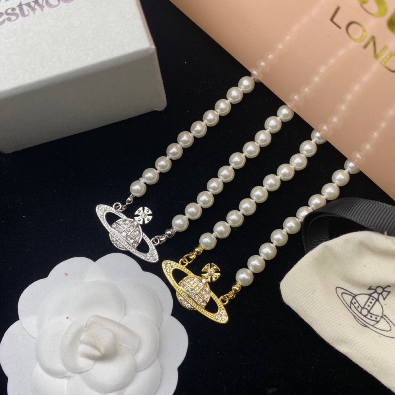 Designer jewelry High-quality necklace Women choker Pendant Necklaces Bracelet earrings ring Classic letter style for party wedding