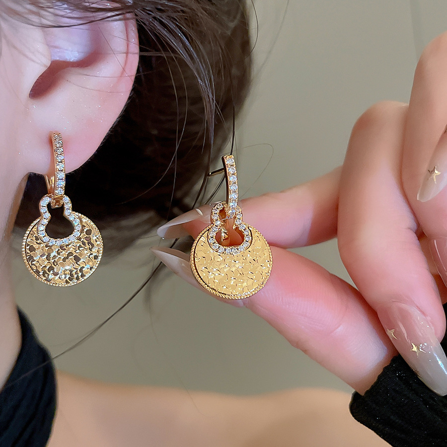 Korean Style Elegant Luxury Long Earrings Featuring Sparkling Diamonds & Geometric Gourd Bow Design-image-1099685847