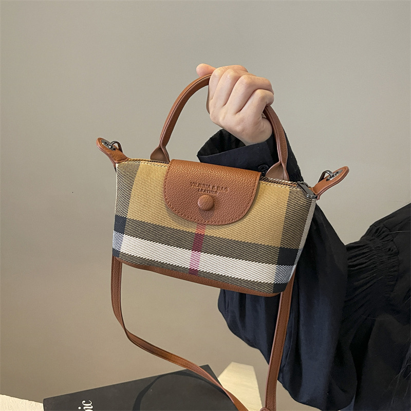 Retro Plaid Dumpling New Fashion British Style Mini Handbag Trendy Simple Crossbody Bag