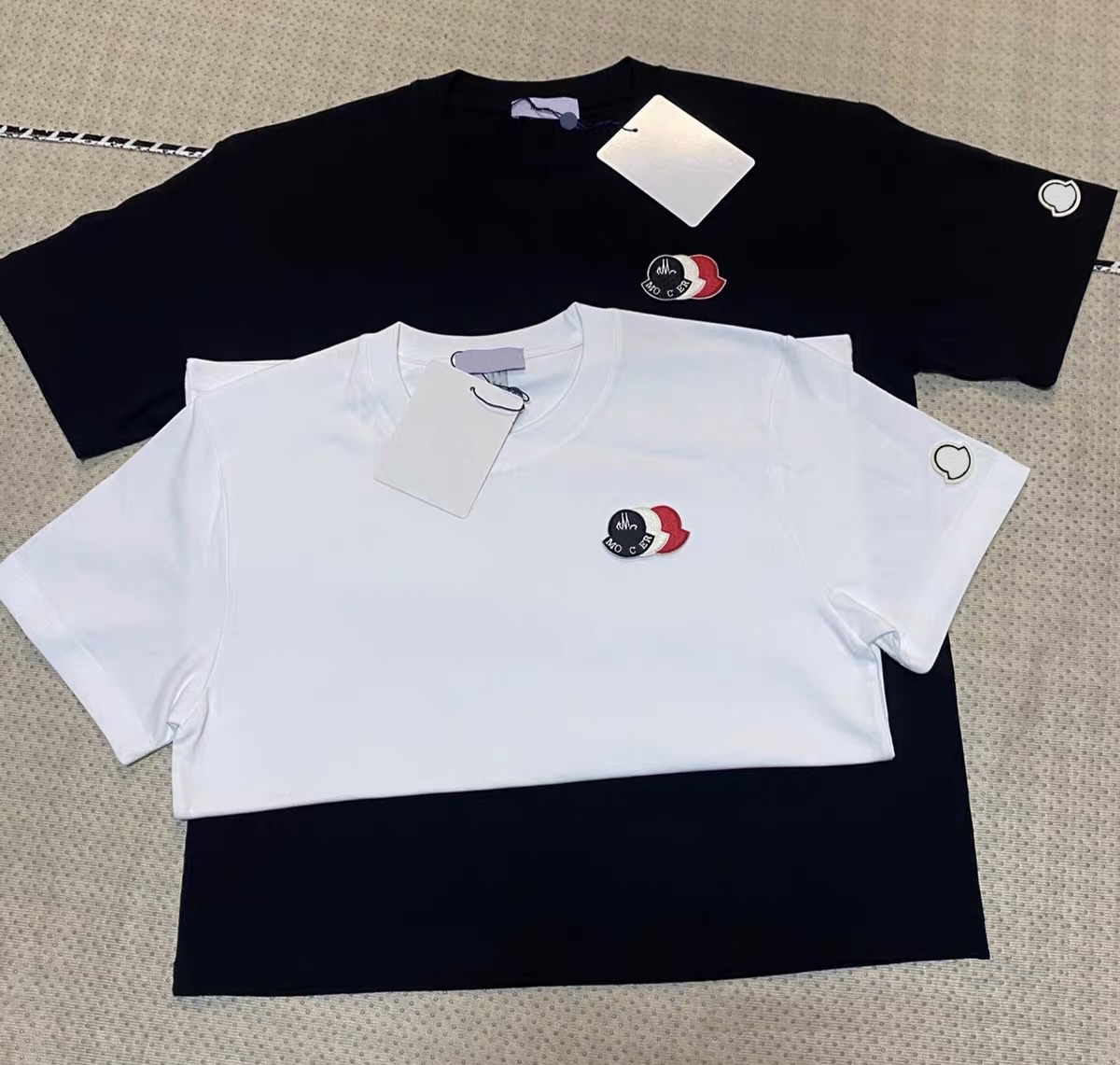 Summer fashion European brand T-shirts designed by brand designers. High-quality pure cotton, stylish round-neck short-sleeved casual men's and