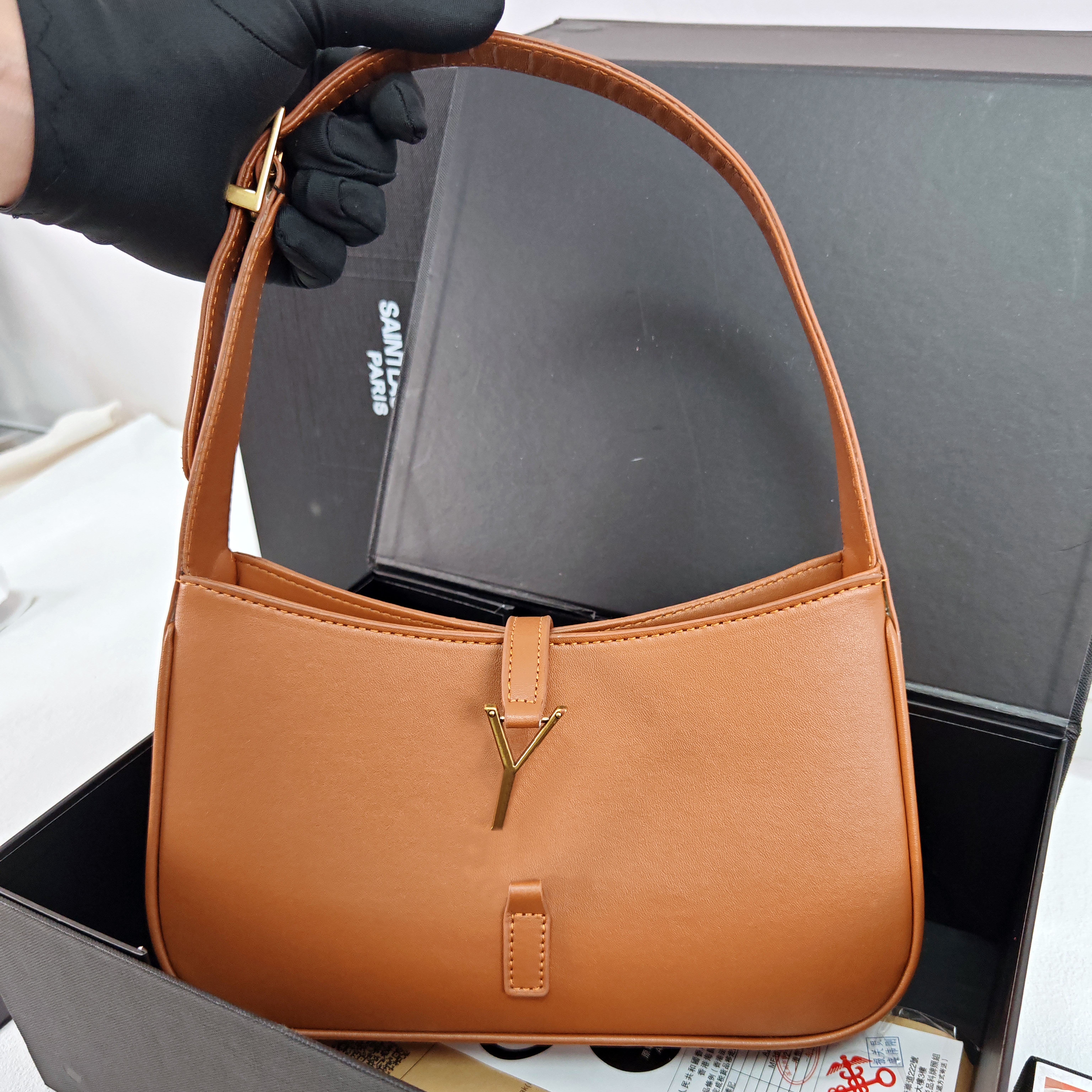 Designer Bag With Box Shoulder Bag Elegant Crossbody Bag Envelope Purse Wallet Crossbody Metal Chain Classic Casual Style Leather Popular Style High