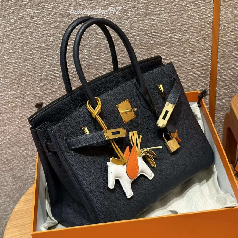 Designer Womens Brown Handbag 25cm 30cm 35cm Leather Handmade Lock Inner Zipper Pocket Fashion Shoulder Bag Quality