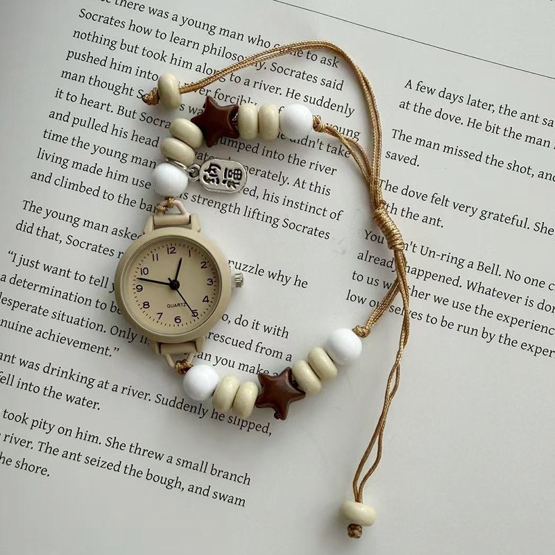 Wholesale Milk sweet series white star chain watch for girls niche and non collision style cute for middle and high school students high quality qua