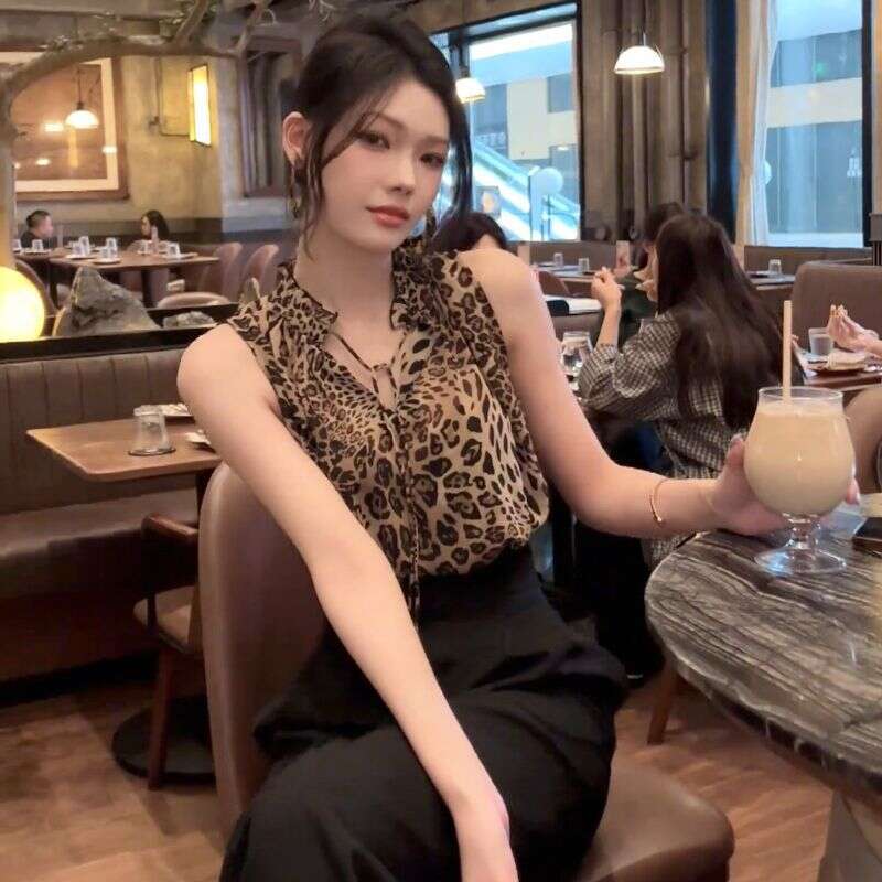 French-Style High-End V-Neck Leopard Print Sleeveless Tank For Women, Summer Sexy Hot Girl Camisole With Unique Design, Niche Top MAKOUFEI