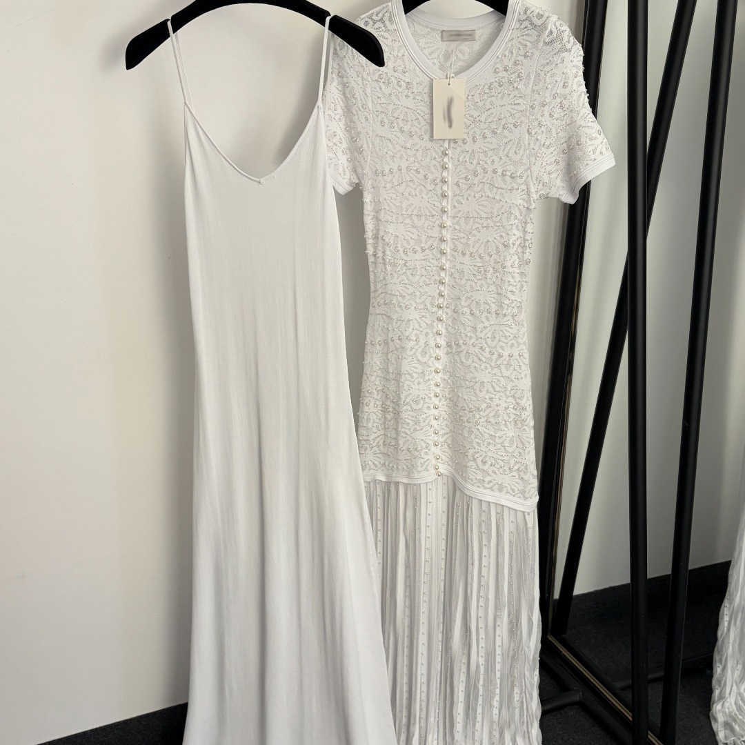 Luxury Women Hook Flower Hollow Maxi Dress 2026 Spring New White O-Neck Short Sleeve Elegant Slim Knit Long Dress Sexy Lady Robe 260430