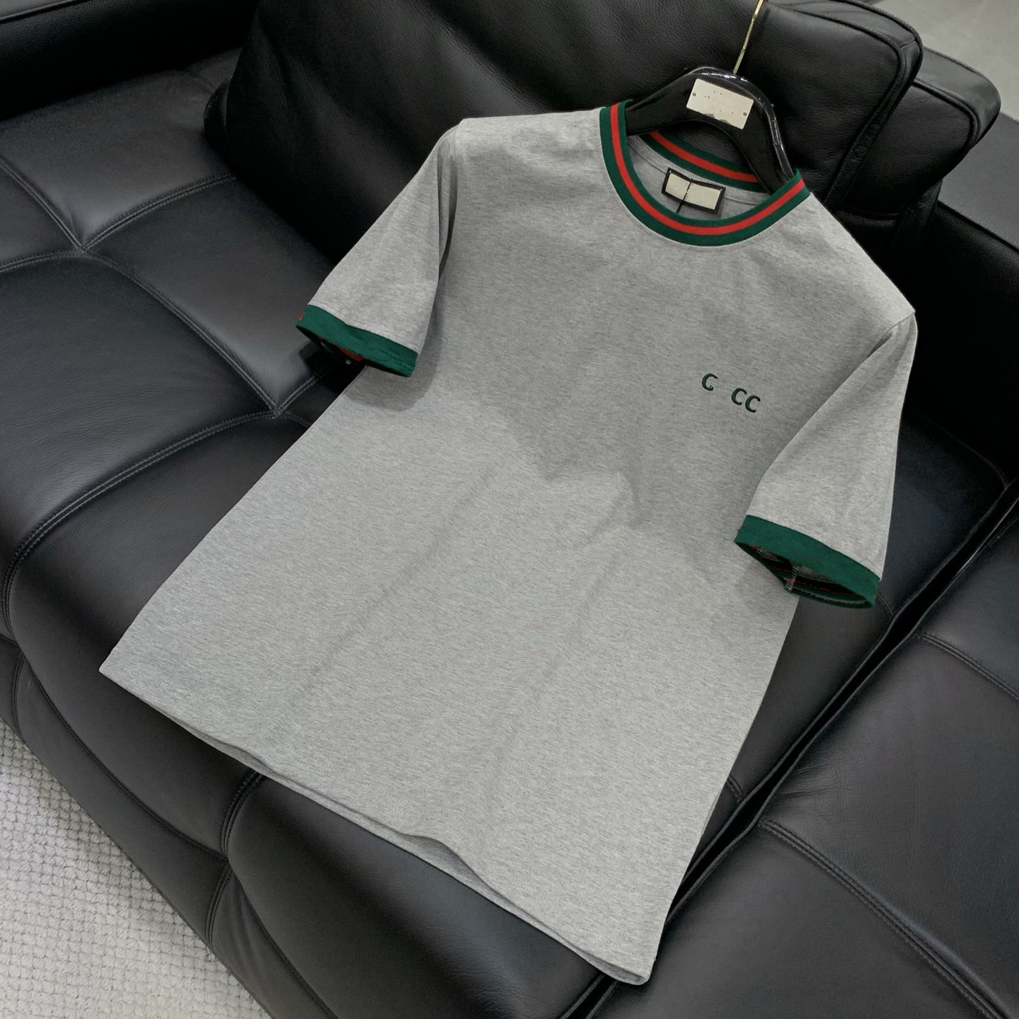 mens High designer T-shirt Polo shirt mens high-quty classic red and grn ribbon round neck short slved simple letter embroidery unisex T-shirt casua