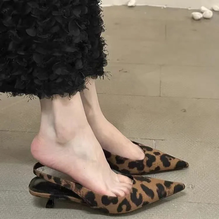 Womens Classic Leopard Print Mid-Heel Spool Heel Sandals, Pointed Toe Buckle Closure 260430