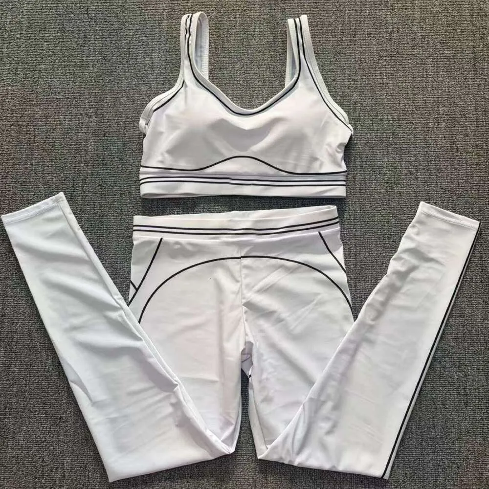 Yoga Womn's Sportswar Set - High-Waist Yoga Pants Bikr Shorts Sports Bra and Printd Tank Top Gym Running Fitnss Workout Outfit St Burgundy Pink