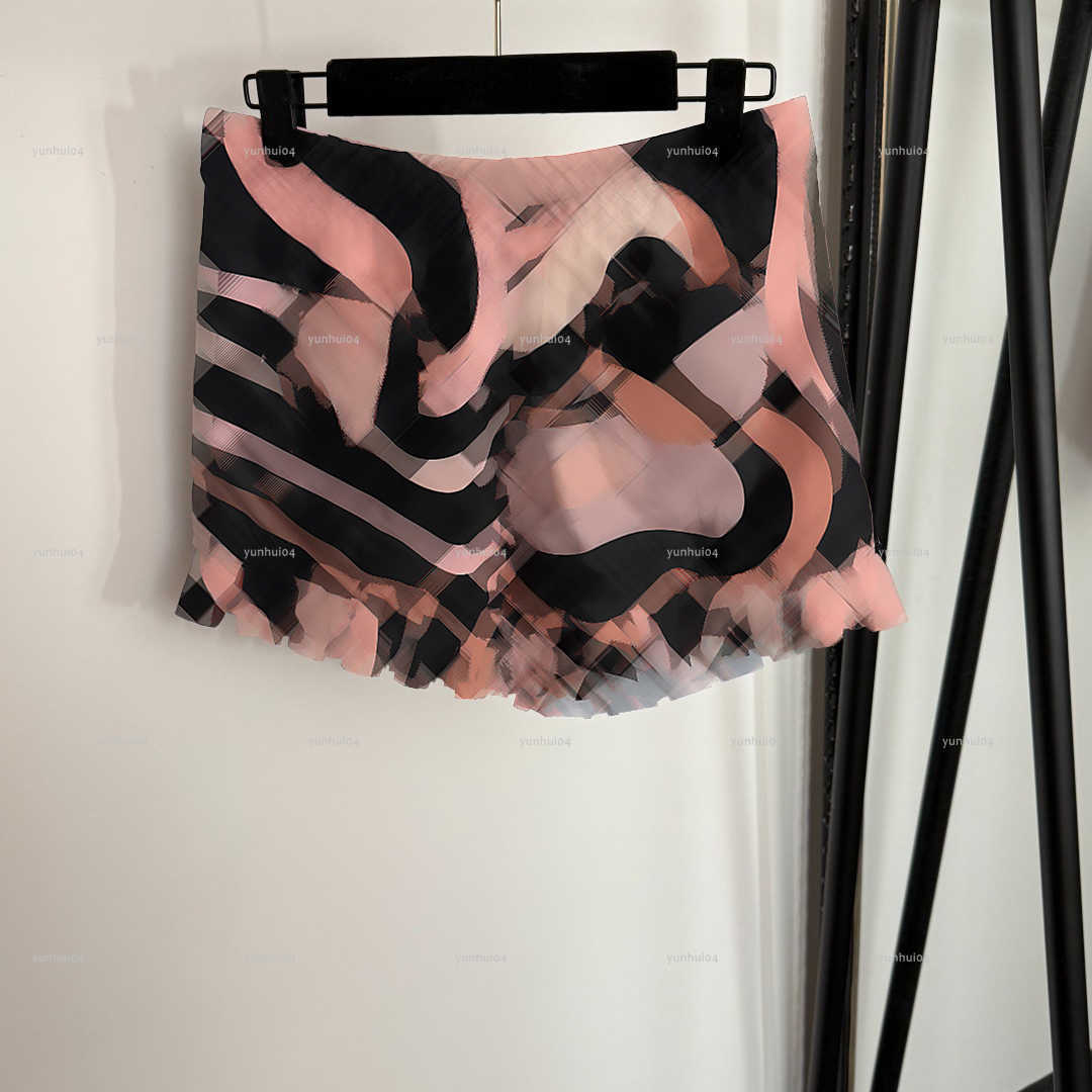 Popular retro women pants summer lady jeans women designer clothes printed lotus leaf hem casual shorts A1566X10N177-image-1104555163