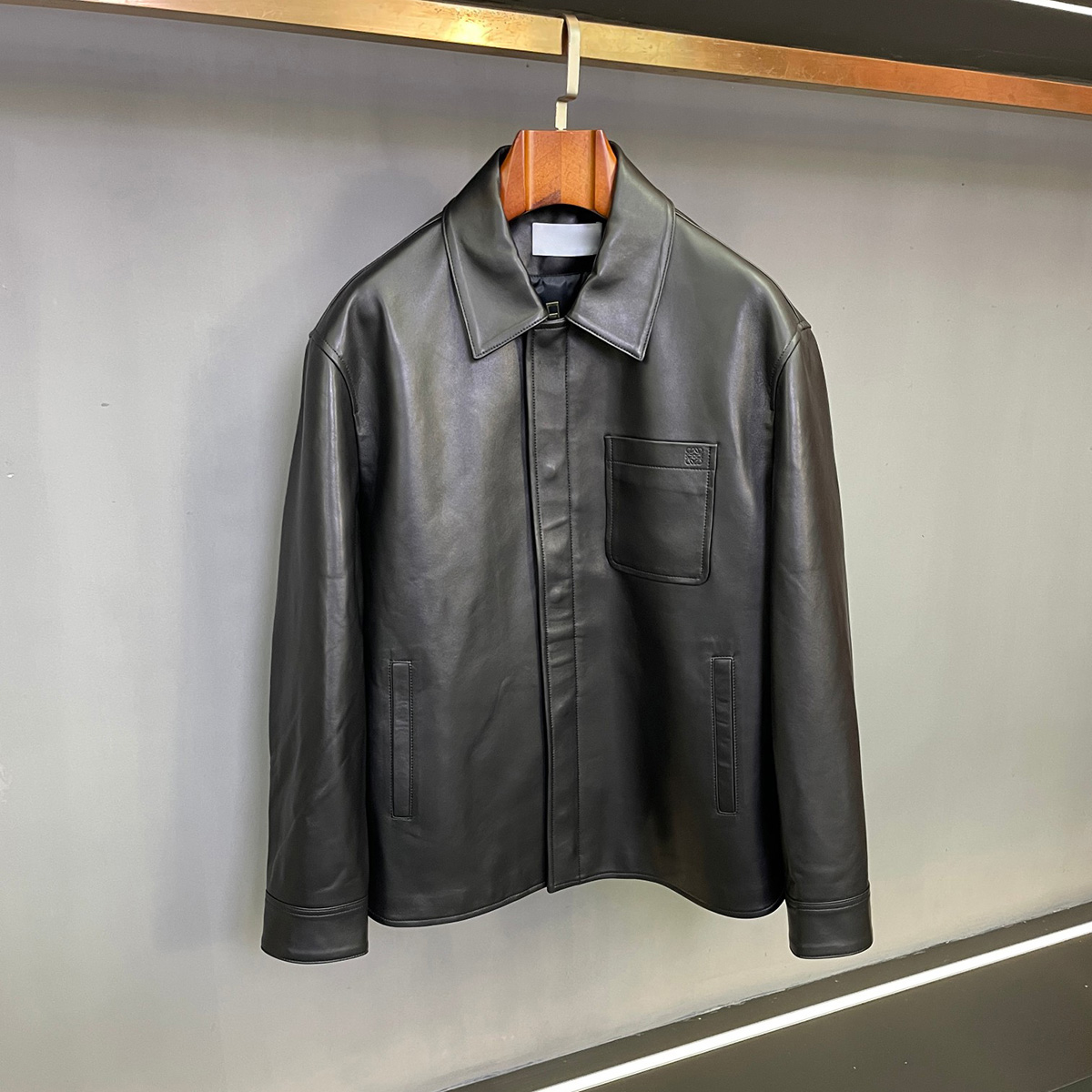 Men's plus size Luxury Style LW Genuine Leather Jacket, Unisex Genuine Leather Bomber Jacket , Embroidered Detail Loose Fit Streetwear Coat 12h