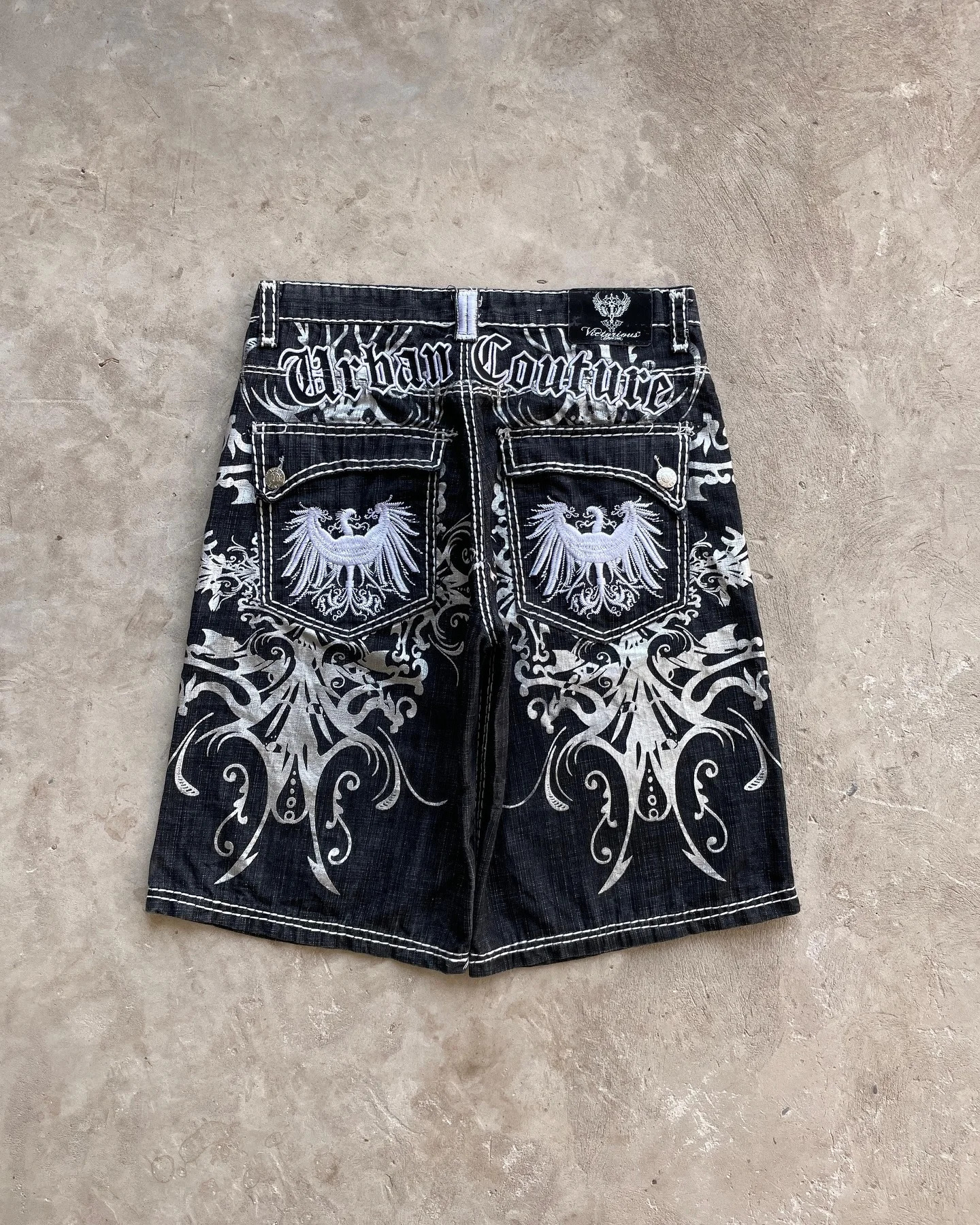 Streetwear American Denim Shorts Mens Womens Hip Hop Embroidery Printed Loose Shorts Gothic Retro Casual Basketball Shorts 260430