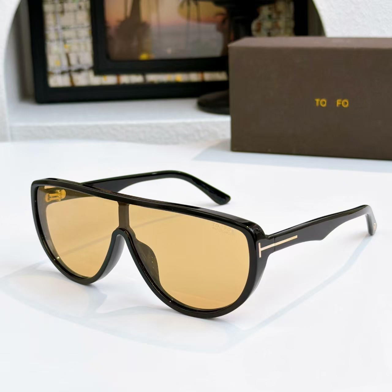 Designer Sunglasses For Women Large Elliptical frame Classic Outdoor Leisure Beach Driving a car Exquisite man Retro Toad Mirror UV protection nice