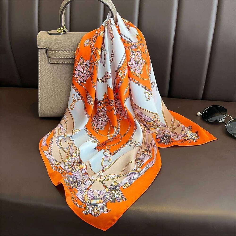 Luxury Brand 2025 Chain Print Square Silk Scarf for Women Hijab Hair Bands 70cm Neckerchief Female Satin Shawl Ribbon Headband 26Li0505