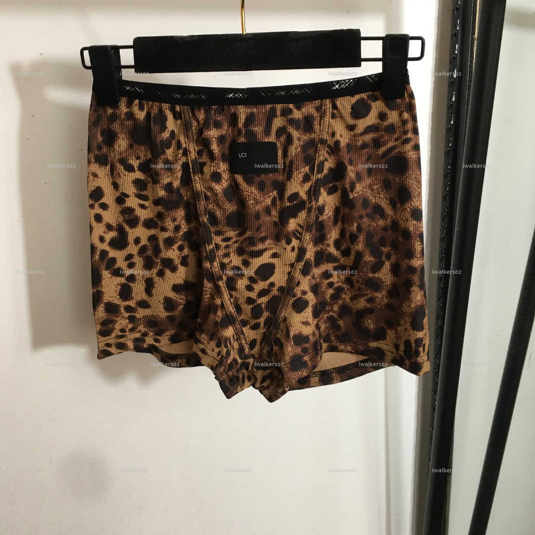 Classics women pants high quality girls shorts designer clothes women leopard print elastic slimming flat corner shorts size:S-XL A475X10N000-image-1104664874
