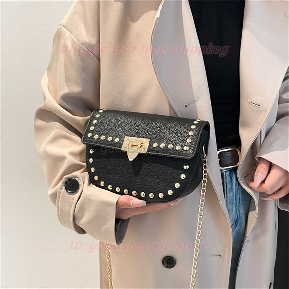 Luxurys Brand Bags Tote 2026 Rivet Decoration Solid Color Trendy Versatile Single Lock Chain Shoulder Strap Saddle Bag Designer Purse Online