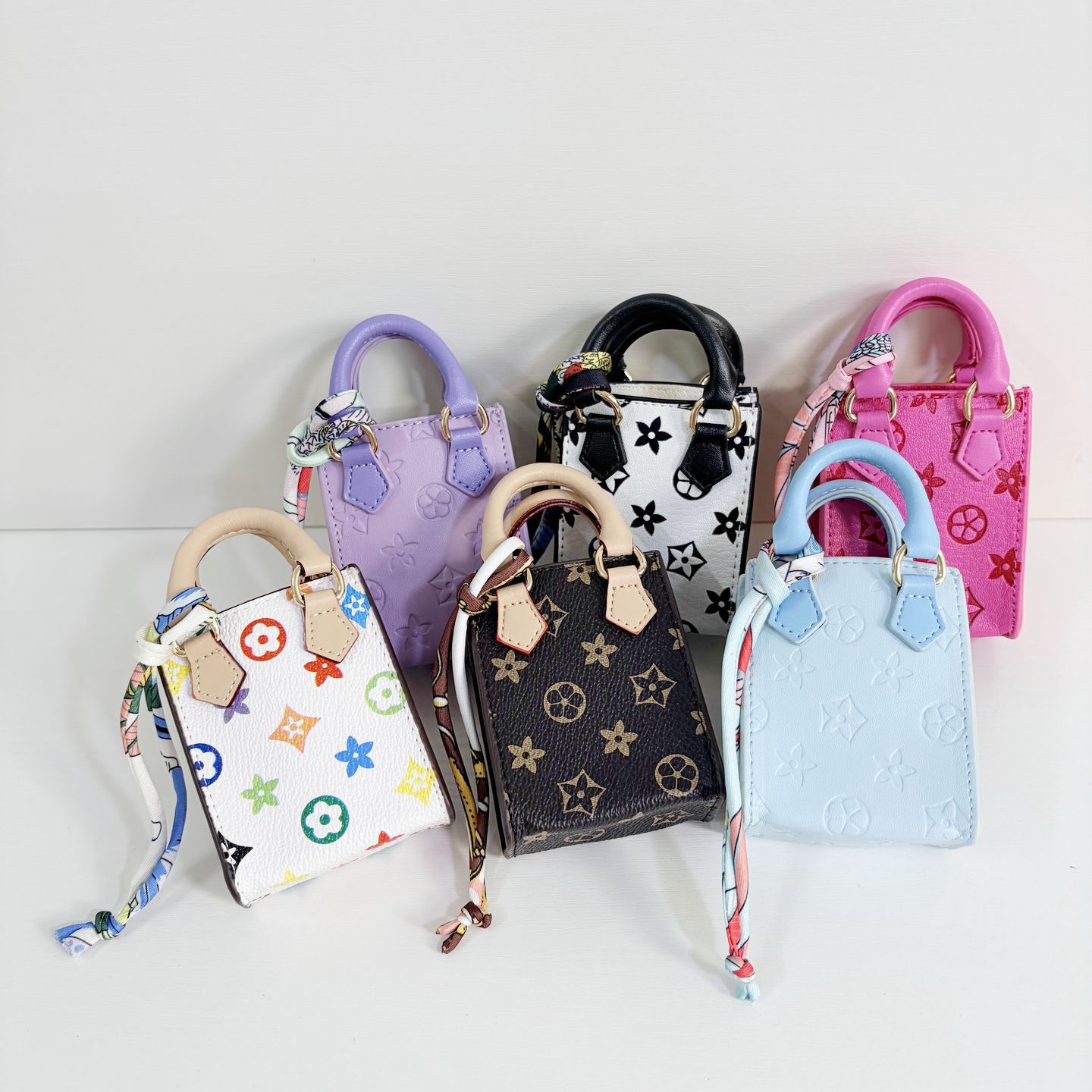 Free Shipping 2026 New Print Design Style Mini Wallet Trendy Creative Square Lipstick Bag Headphone Bag Small and Portable Hot Sale