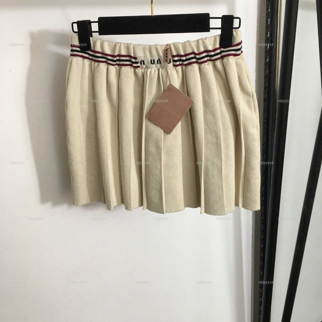 Brand women skirt high quality girls skirt designer clothes women age reducing versatile pleated knitted short skirt Lady clothes A078X02N000-image-1104795704