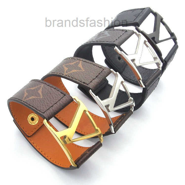 bracelet jewelry woman designer Designer Mens Womens Bracelet Luxury Embossed Letter Premium Leather Bangle bracelet luxe jewlery designer bangle je