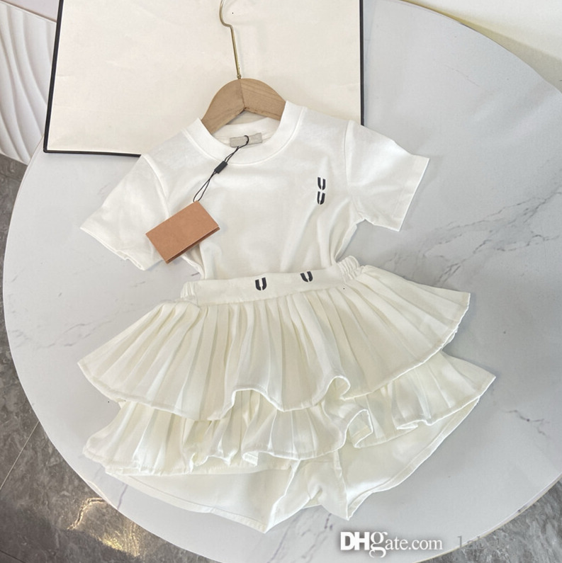 Summer Kids Designer Clothes Fashion Cute Two Piece Skirt Set Baby Girls Children Clothing Dresses Sets Short Sleeve Pullover T-shirt And Pleated