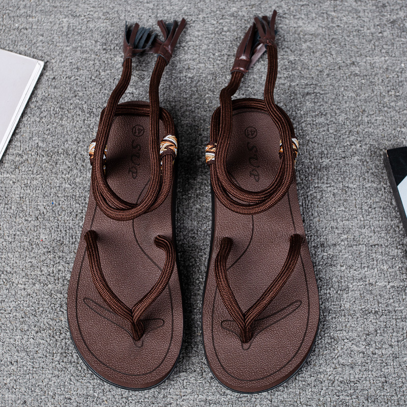 2026 new men's beach sandals, simple and fashionable couple's shoes, plus size closed slippers, fashionable two tone sandals, vacation sho