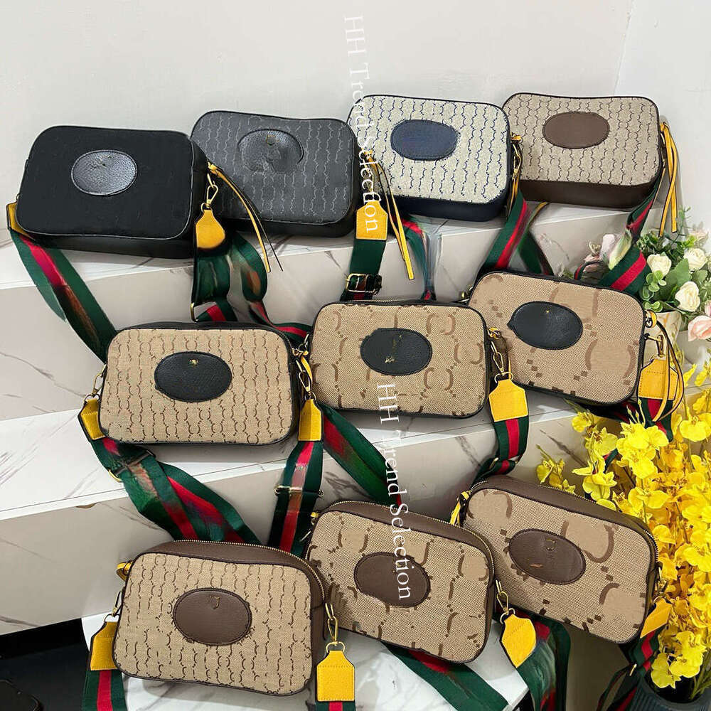 Designer Luxurys Classic Sac Banane De Poitrine Sac A Main Bandouliereunisexe Cuir Pochette New Vintage Tiger Head Camera Classic Fashionable Sin