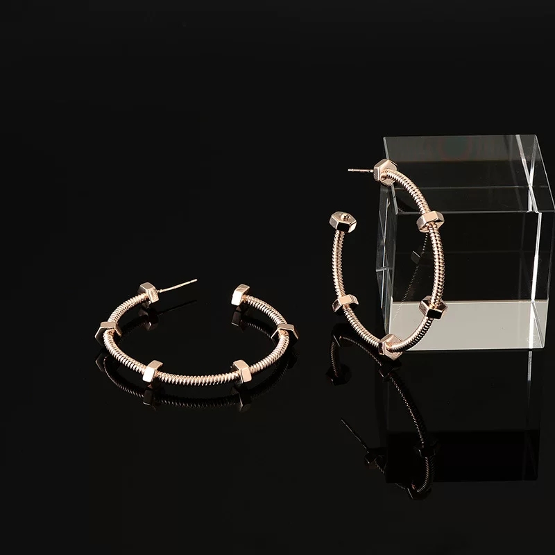 designer earrings Simple plain stud earrings 925 sterling silver base plated with 18K gold Perfect for daily wear suitable for any outfit