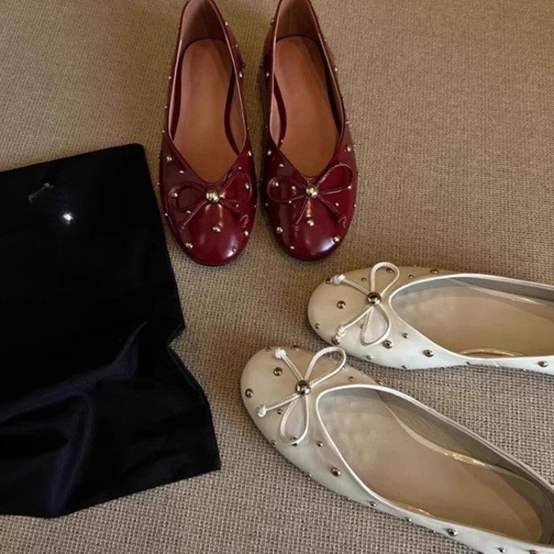 Fashion Simple Shallow Mouth Small Single Shoes 2025 Spring Summer Bow Rivet Versatile Flat Slip-on Single Shoes for Women 260507