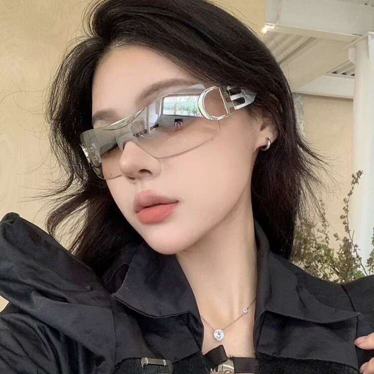 Luxury Sunglasses 2026 High-End Fashion Daily Large-Frame Outdoor 2025 New Model Y2k Cross-Border Frameless Futuristic Tech-Inspired Fashion Sports