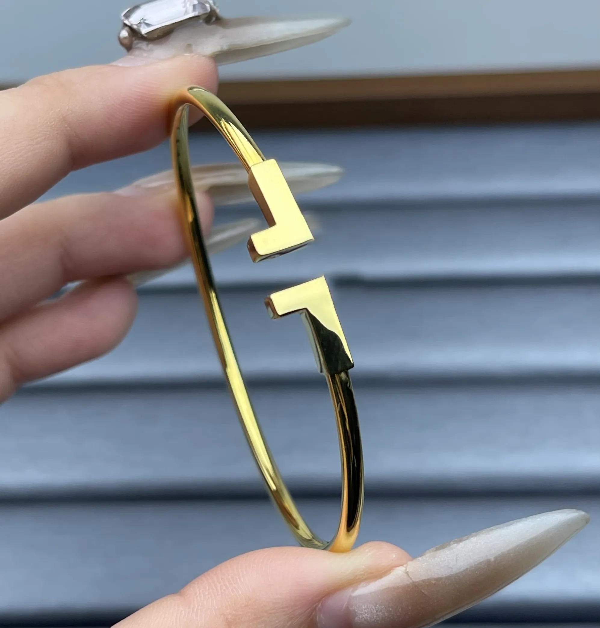 Letter bracelet Luxury Designer Bracelet Elastic Open Cuff Letter T Double T-shaped Bracelet 18K gold Bracelets Bangles For Women Hip-hop trendy sty