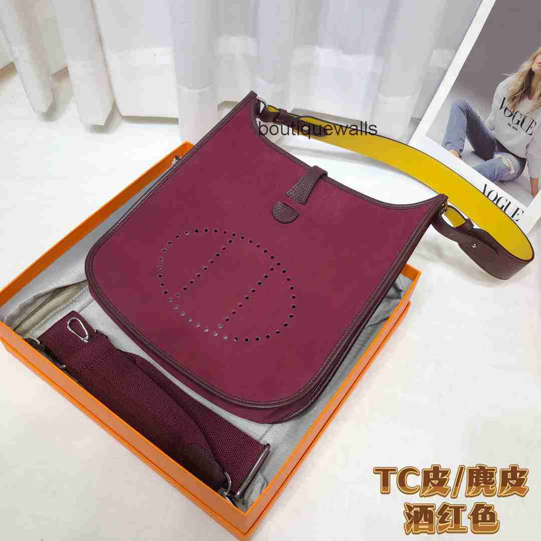 10a Top quality evelyne shoulder taurillon clemence calfskin wax thread hand sewn 16cm 23cm bags designer women bag BUQ8