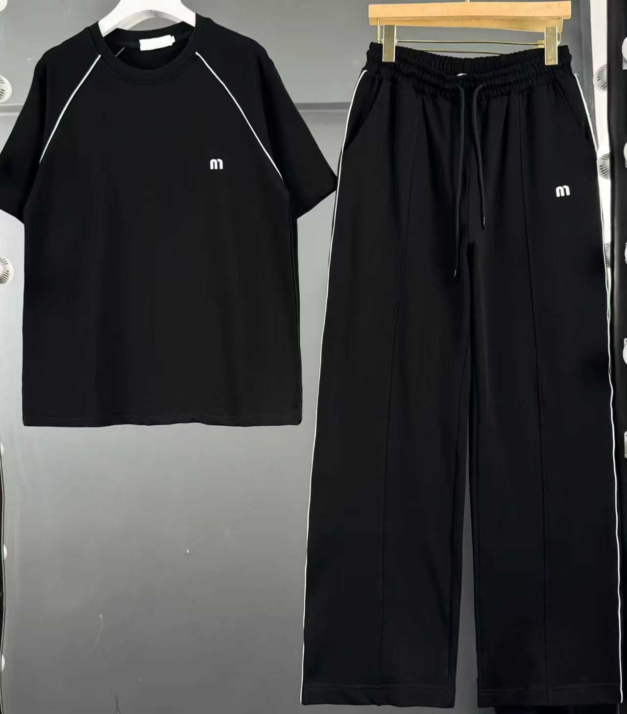 Luxury Women Tracksuit Fashion Track Suit Letter Print Logo Embroidered Shirts Tops And High-Waist Casual Pants Two Piece Sets Designer Womens Cloth