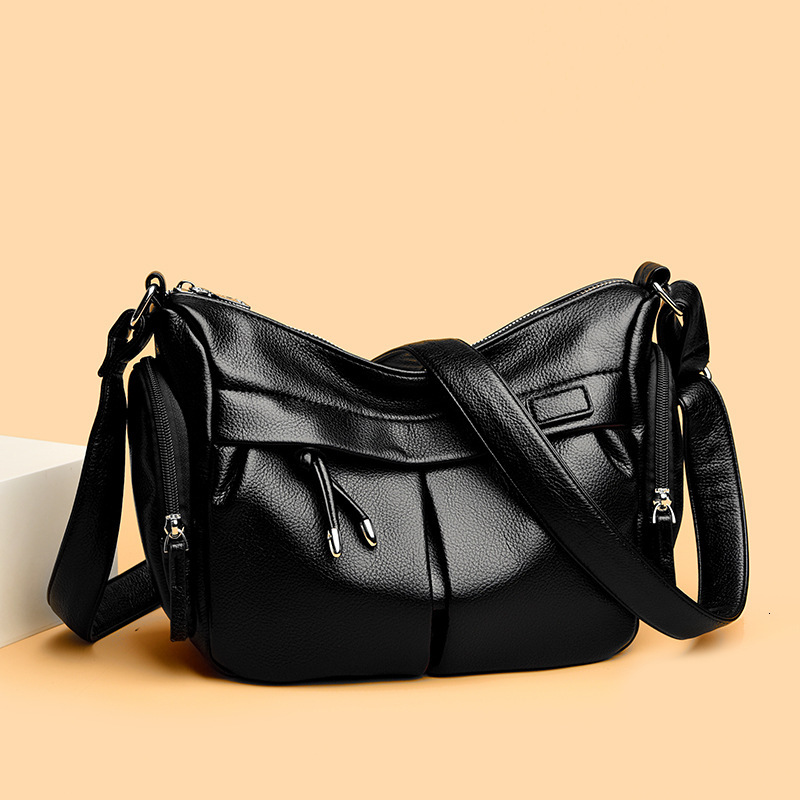 2025 New Women's European American Retro Soft Leather Crossbody Fashionable Commuting Shoulder Simple and Lightweight Mom Bag