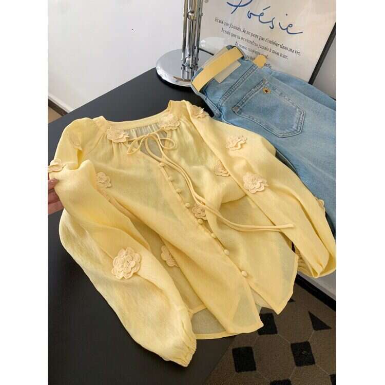 Women's Casual Yellow Floral Vest, Hooded Zip-Up Top with Appliqué Detail, Thin Acetate Fabric and Detachable Cotton Liner for Summer Layering and F