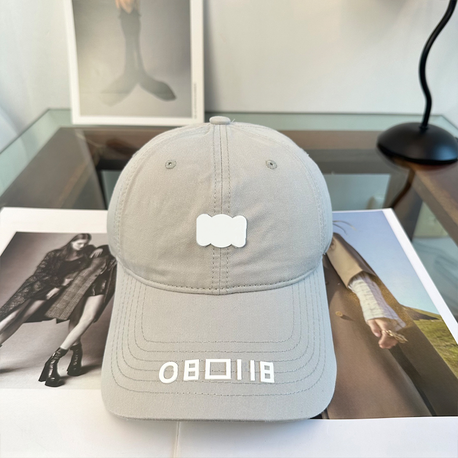 Designer Ball Caps Luxury Hats Men Canvas Baseball Caps Casual Hat Women Fitted Fashionable Cap Daily Outfit Letters Casquette Geometric Pattern
