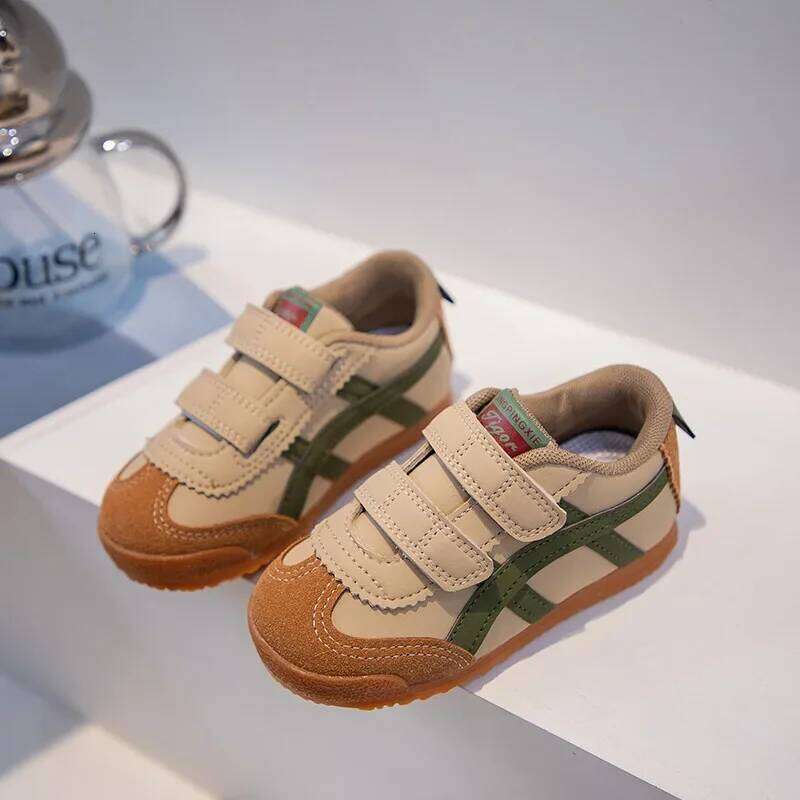 Children's Sneakers Boys Girls Soft Sole Non-slip Casual Student Running Baby Kids School Sports Warm Cotton Shoes 26H0507